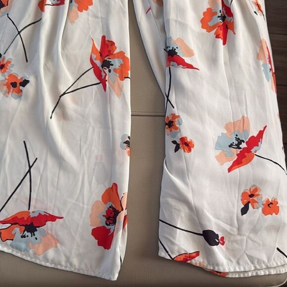 Anthropologie Paper Crown Ruffle Poppy White Water Floral Jumpsuit sz Small - Picture 6 of 16